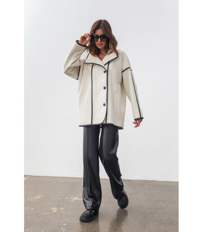 ПАЛЬТО *LESIA* двубортное молочного цвета Деми