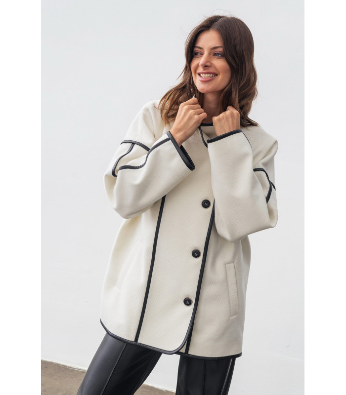 ПАЛЬТО *LESIA* двубортное молочного цвета Деми